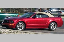 Ford Mustang Cabrio   
